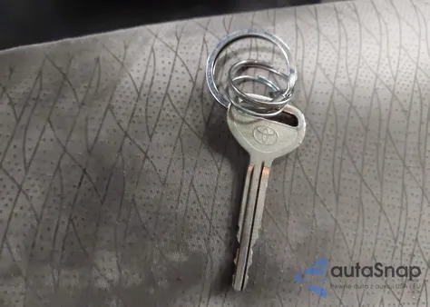 2008 Toyota Yaris z USA, uszkodzony, nr VIN JTDBT923281267710